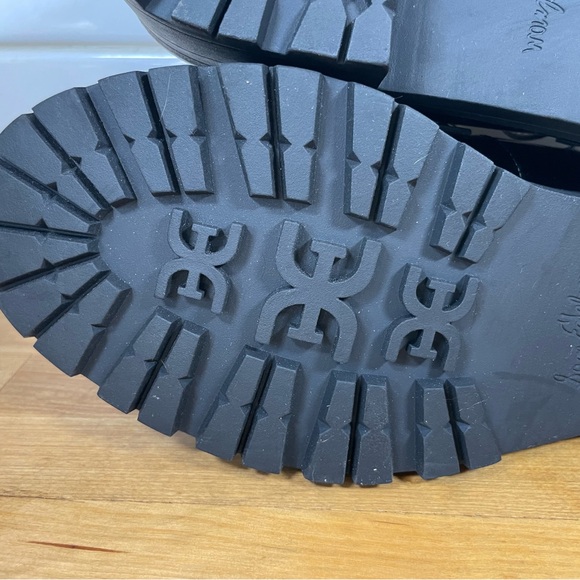 Sam Edelman Black Patent Leather Loafers with Gold Chain - Picture 10 of 16